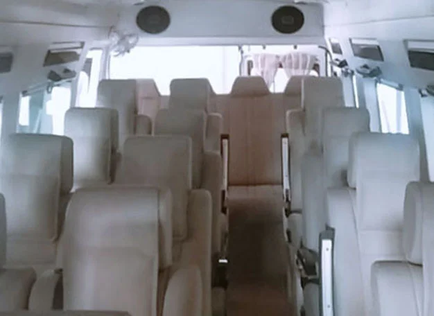 Maharaja Tempo Traveller in Jaipur